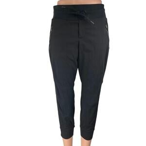 Athleta Women's Black Drawstring Mid Rise Capri Athletic Jogger Pants Size 6